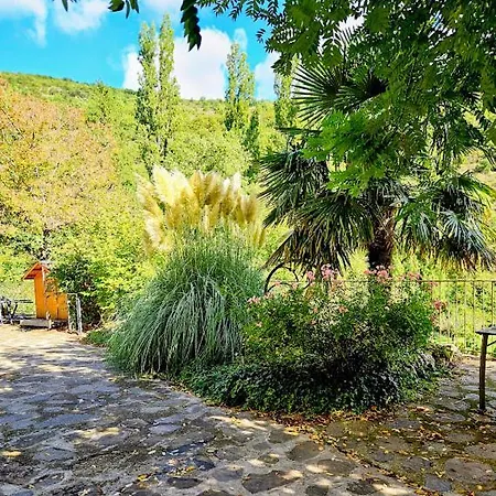 Aux Doux Refuges De La Muse Daire *